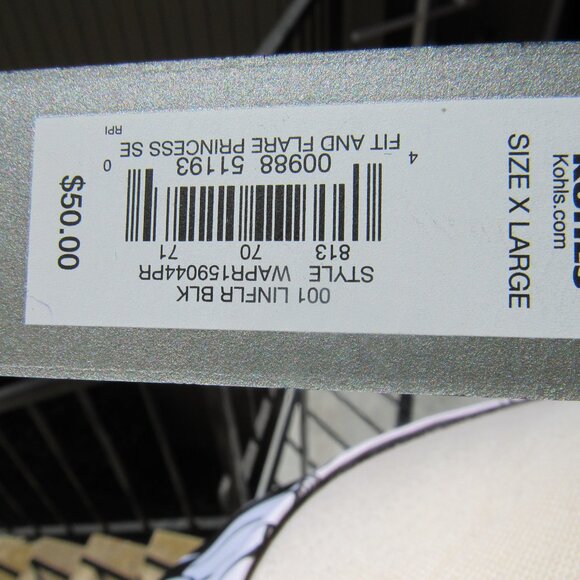 #368  NEW WOMEN'S FLORAL PRINT DRESS BY APT. 9 (SIZE 14) - Picture 3 of 4